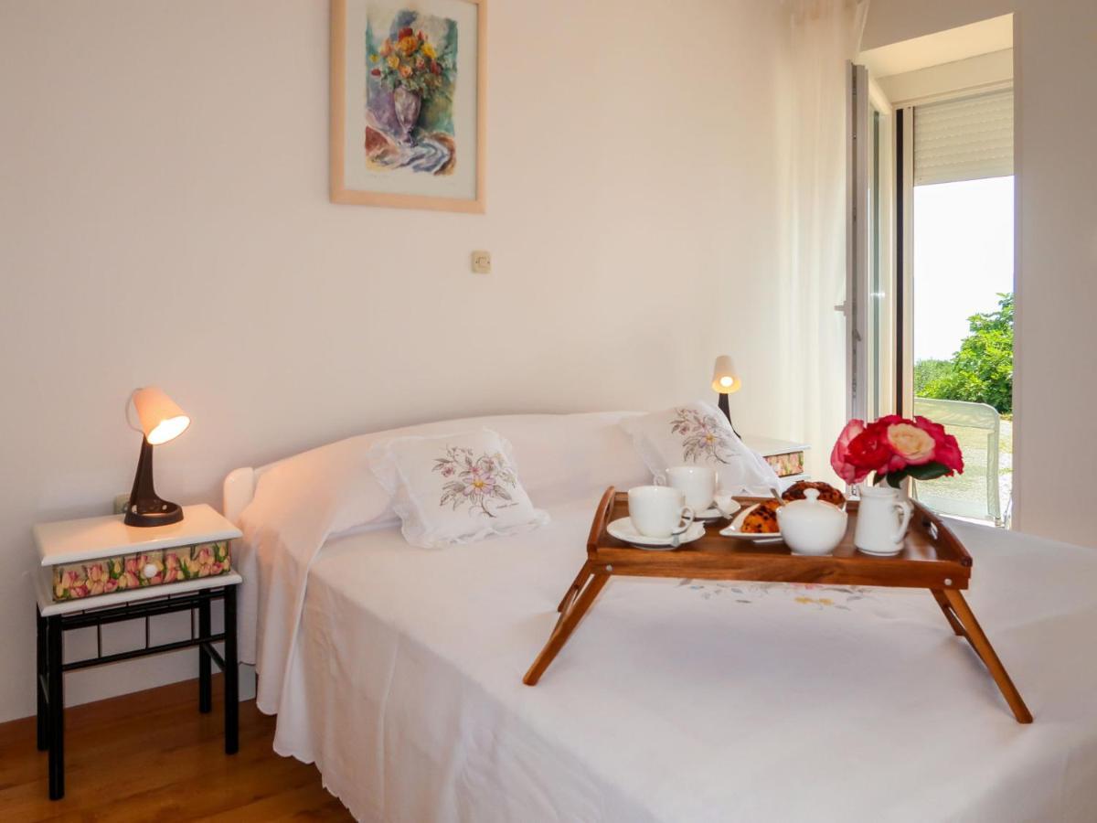 Apartment Marinella - Lbn122 By Interhome Labin  Εξωτερικό φωτογραφία