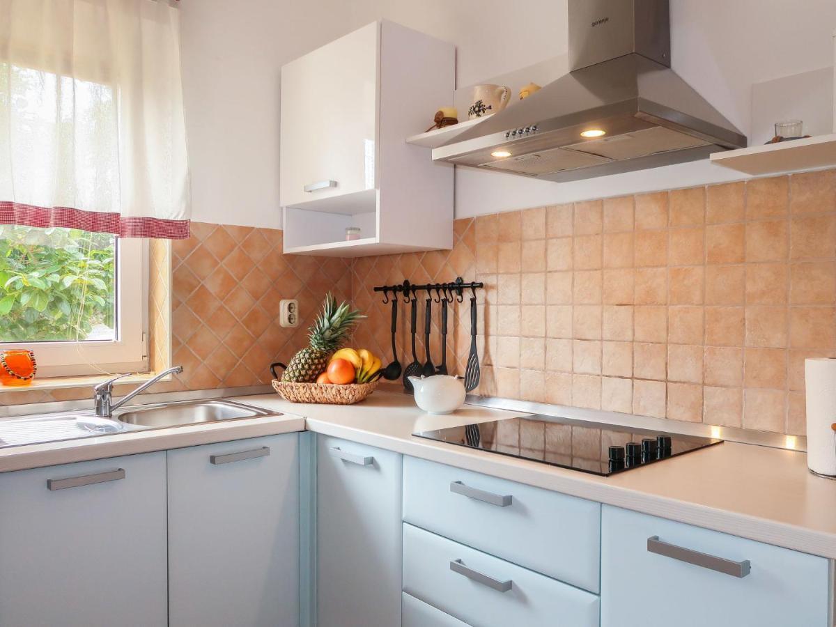 Apartment Marinella - Lbn122 By Interhome Labin  Εξωτερικό φωτογραφία